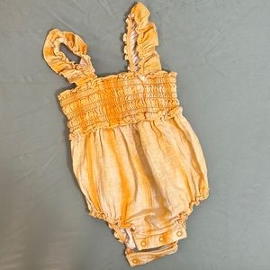 Cat & Jack Orange Tie dye Romper, 3-6 months, EUC